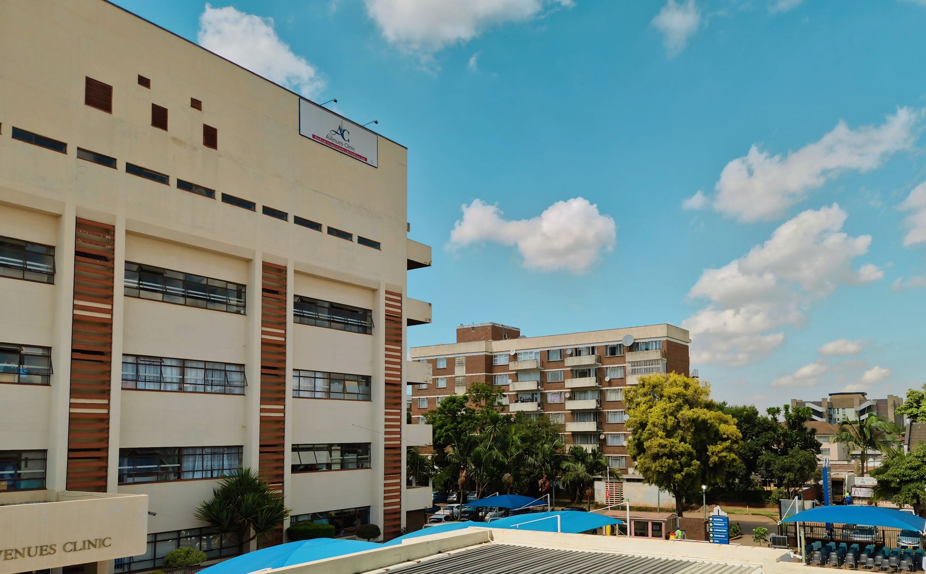 Asbestos Exposure at Elmbrook Memorial Hospital — What Workers and Tradesmen Need to Know
